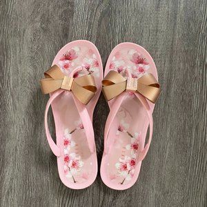 Ted Baker London Bow Sandals